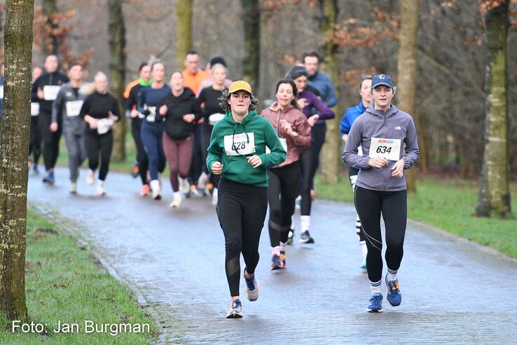 In beeld: Buurjongens uit Herfte winnen Wijthmenerplasloop - Foto: Jan Burgman