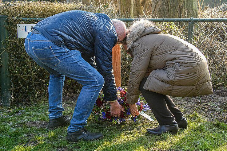 In beeld: Hattem herdenkt mislukt bombardement op oude IJsselbrug - Foto: Obbe Bakker