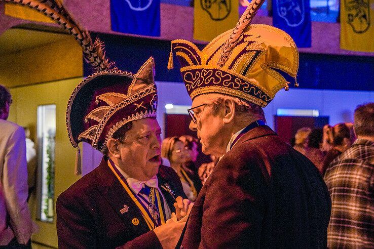 In beeld: Senioren draaien warm voor carnaval in Sassendonk - Foto: Obbe Bakker