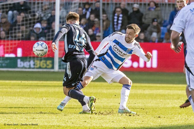 In beeld: PEC Zwolle pakt een punt tegen Heerenveen - Foto: Hans Smit