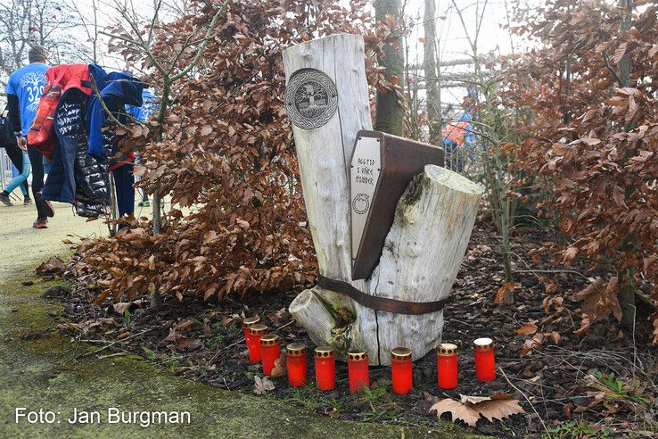 Thorrun in teken van overleden Peter Bloemink - Foto: Jan Burgman