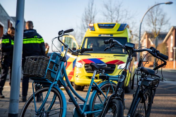 Twee fietssters raakten gewond door het ongeluk op de Belvédèrelaan. - Foto: Hugo Janssen