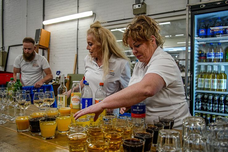 In beeld: Stichting Kringloop Zwolle opent kringloopwarenhuis aan Ceintuurbaan - Foto: Obbe Bakker