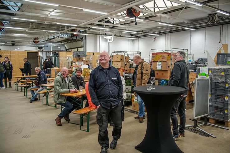 In beeld: Stichting Kringloop Zwolle opent kringloopwarenhuis aan Ceintuurbaan - Foto: Obbe Bakker