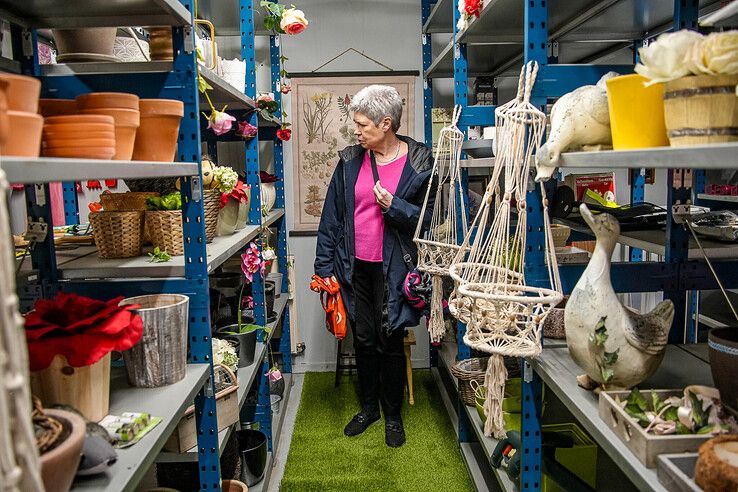 In beeld: Stichting Kringloop Zwolle opent kringloopwarenhuis aan Ceintuurbaan - Foto: Obbe Bakker