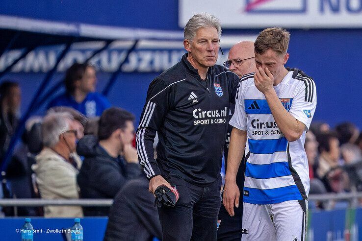 In beeld: PEC Zwolle verliest met minimaal verschil van koploper Ajax - Foto: Hans Smit