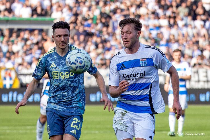 In beeld: PEC Zwolle verliest met minimaal verschil van koploper Ajax - Foto: Hans Smit