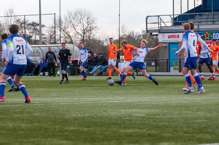 In beeld: Koploper CSV ’28 vermorzelt ZAC in stadsderby