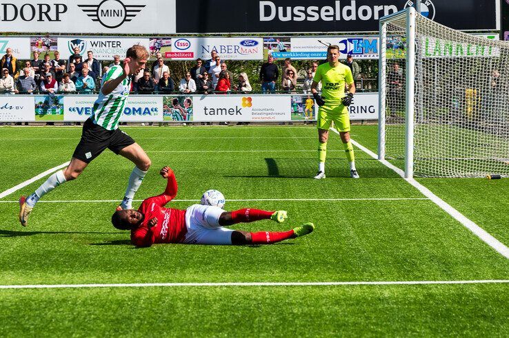 In beeld: SC Genemuiden en Excelsior ’31 houden elkaar in evenwicht in matige wedstrijd