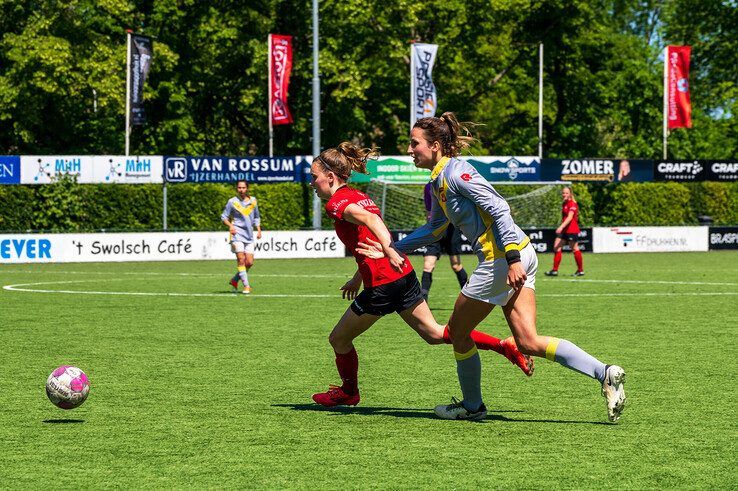 In beeld: Be Quick ’28 Vrouwen sluit sterk seizoen af met zege op kampioen
