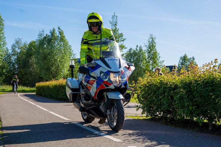 In beeld: Kinderen op de vlucht in IJsselmuiden, politie zet alles op alles bij Hunted