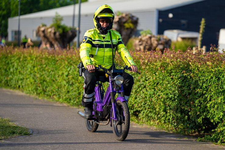 In beeld: Kinderen op de vlucht in IJsselmuiden, politie zet alles op alles bij Hunted