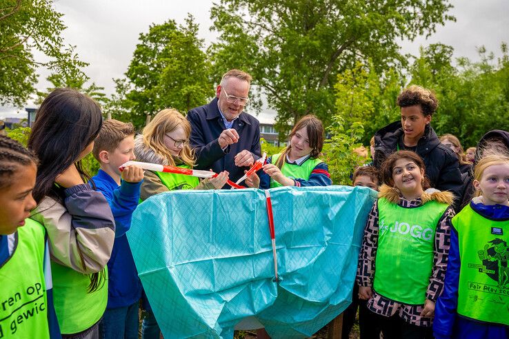 Oranjerijk: nieuw groen speelterrein tussen basisscholen in Kampen