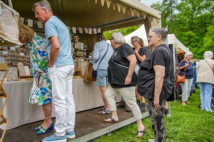 In beeld: Sfeervolle start Landgoedfair Den Alerdinck in Laag Zuthem