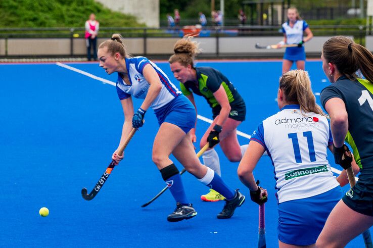 HC Zwolle won met 3-2 van Helmond.