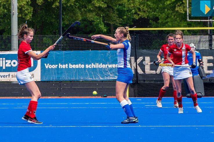 In beeld: HC Zwolle komt net tekort tegen Myra in seizoensslot