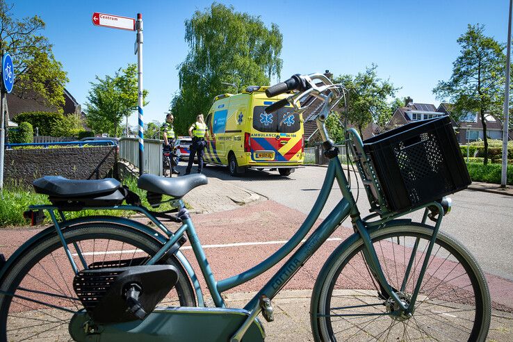 De moeder raakte gewond na de botsing met haar dochtertje.