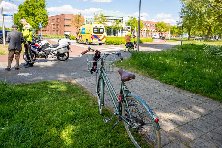 Een fietsster raakte gewond op de Europa-allee.