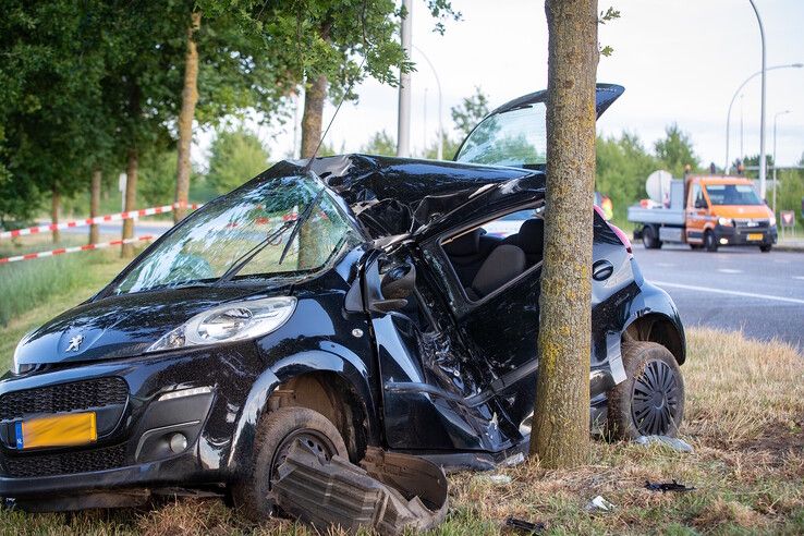 Twee ernstig gewonden bij eenzijdig ongeval in Zwolle