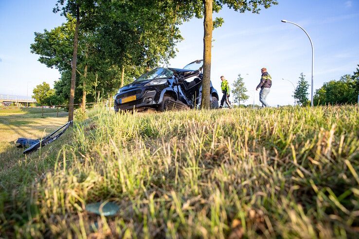 Twee ernstig gewonden bij eenzijdig ongeval in Zwolle