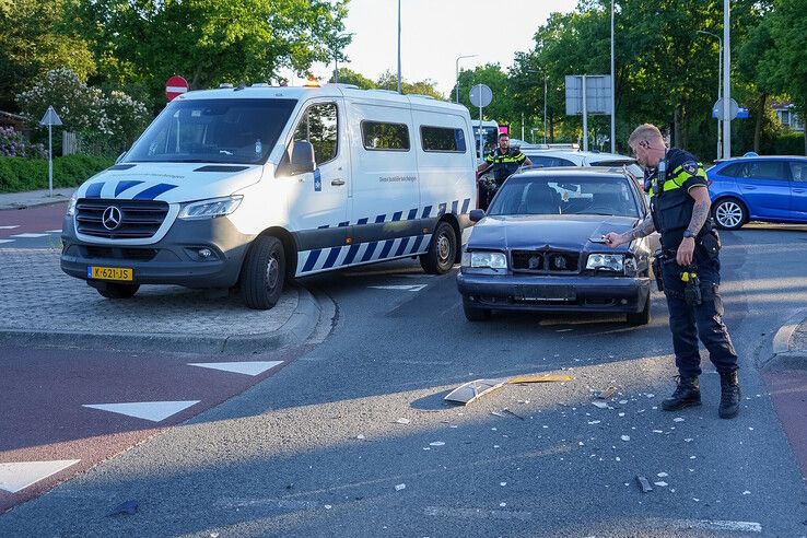 De botsing op de Leo Majorlaan in Zwolle.