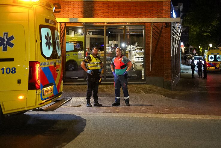 Geweld in woning Zwartsluis: bewoner gewond, vijf verdachten opgepakt in Renkum