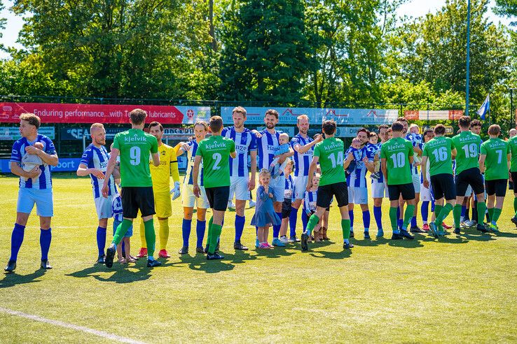In beeld: KHC verliest waardig slotduel in 4e Divisie op Kamper bodem