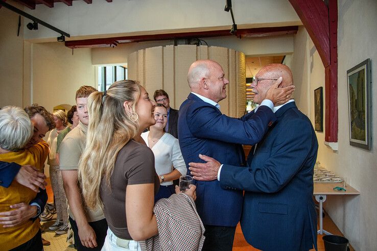 Wijnand Akkerman koninklijk onderscheiden voor zijn werk rond carnaval en Hanze