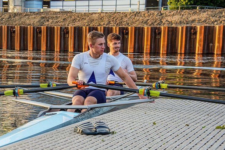 In beeld: Nieuwe boten en sportruimte voor Zwolse studentenroeiers van Boreas