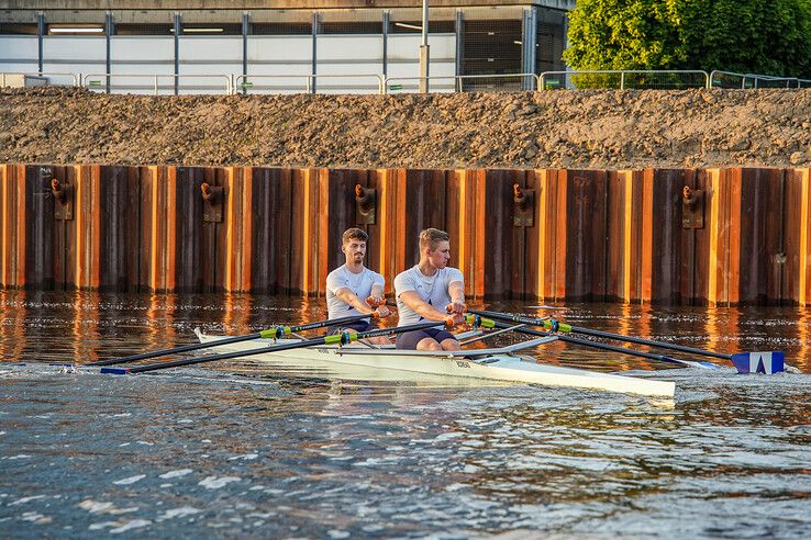 In beeld: Nieuwe boten en sportruimte voor Zwolse studentenroeiers van Boreas