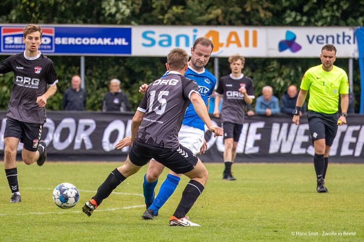 In beeld: WVF sluit af met winst, maar kampioensdroom spat uiteen