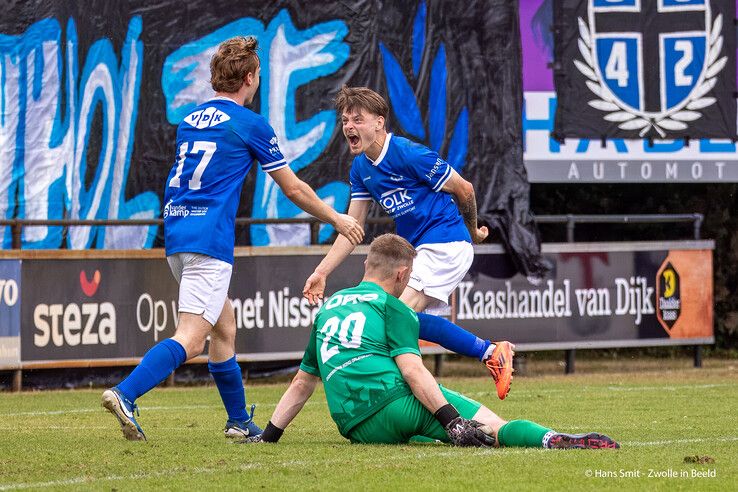 In beeld: WVF sluit af met winst, maar kampioensdroom spat uiteen