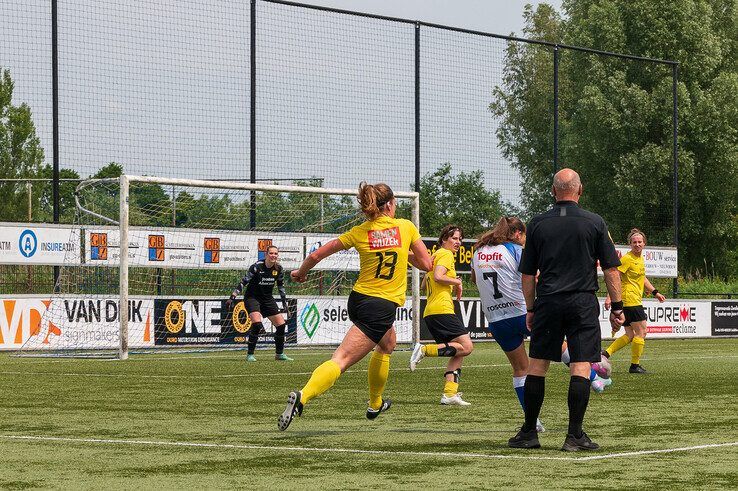 In beeld: ZAC Vrouwen naar finale nacompetitie na zege op DVVA