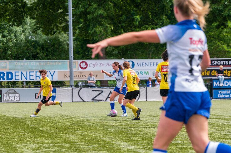 In beeld: ZAC Vrouwen naar finale nacompetitie na zege op DVVA
