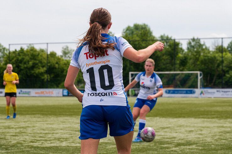 In beeld: ZAC Vrouwen naar finale nacompetitie na zege op DVVA