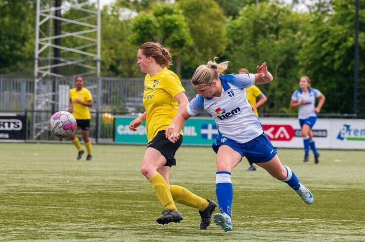 In beeld: ZAC Vrouwen naar finale nacompetitie na zege op DVVA