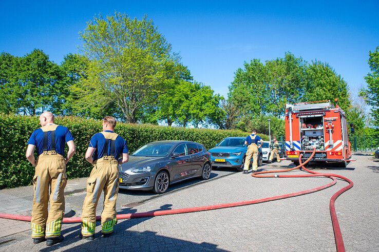 Dikke rookwolk boven Zwolle, fietsenstalling bij Trias in de as gelegd