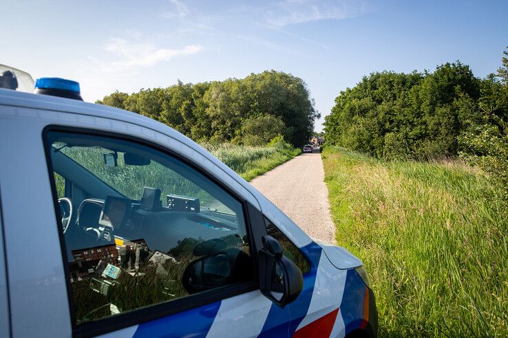 Verdachte springt water in op vlucht voor politie in Zwolle, Kampenaar en Enschedeër aangehouden