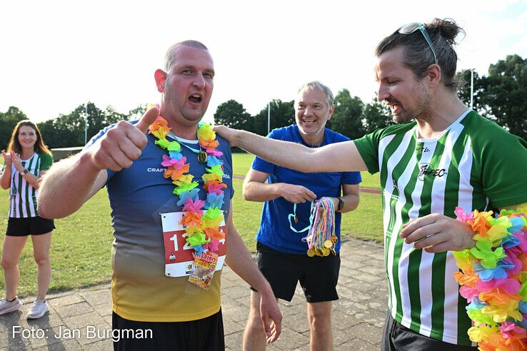 In beeld: G-lopers rennen alsnog Heroes Run na afgelaste Halve Marathon Zwolle