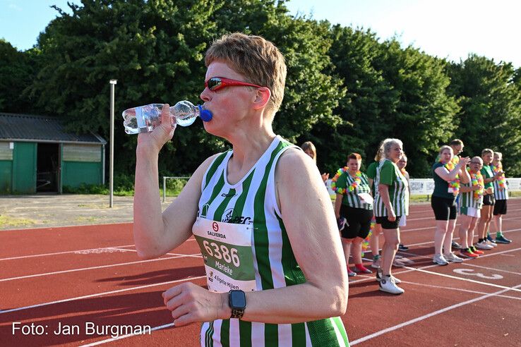 In beeld: G-lopers rennen alsnog Heroes Run na afgelaste Halve Marathon Zwolle
