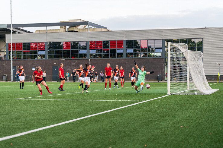 In beeld: Finaleticket voor Be Quick ’28 Vrouwen na sterke pot tegen Orion