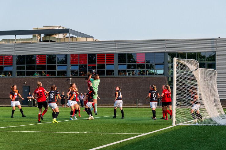 In beeld: Finaleticket voor Be Quick ’28 Vrouwen na sterke pot tegen Orion