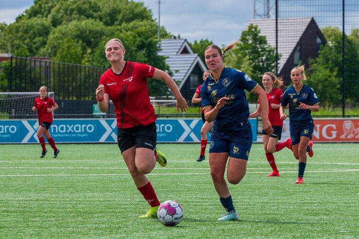 In beeld: Be Quick Vrouwen kansloos in finale tegen Jong Sparta met versterkingen uit eerste divisie
