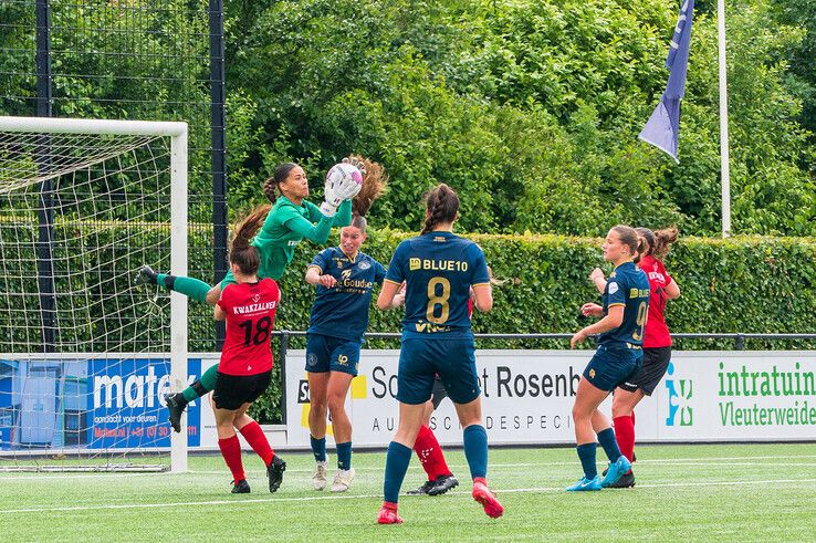 In beeld: Be Quick Vrouwen kansloos in finale tegen Jong Sparta met versterkingen uit eerste divisie