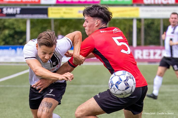 In beeld: Berkum naar tweede ronde nacompetitie na late beslissing tegen Broekster Boys