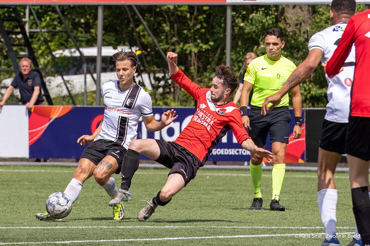 In beeld: Berkum naar tweede ronde nacompetitie na late beslissing tegen Broekster Boys