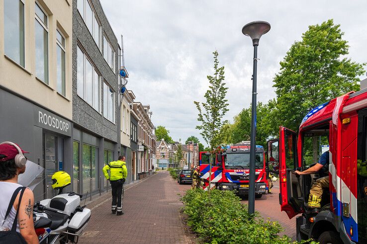 Brandweer en politie bij de opticien in Zwolle.