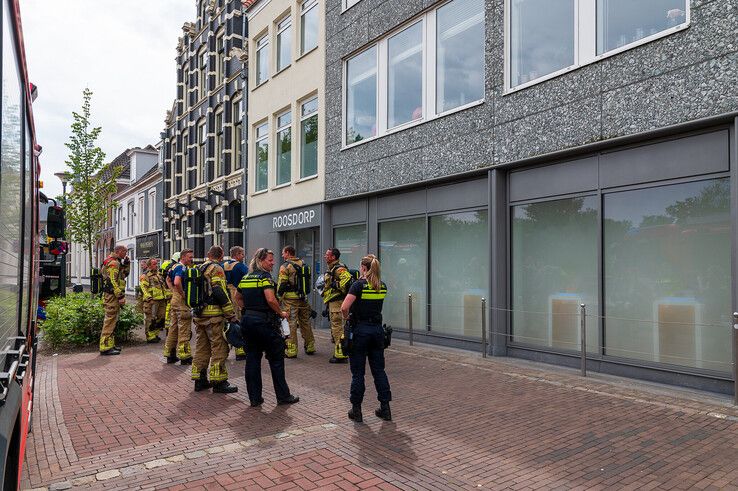 Niets te zien bij opticien in Zwolle, inbraakalarm zet winkel vol rook