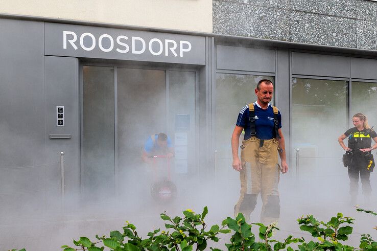 Niets te zien bij opticien in Zwolle, inbraakalarm zet winkel vol rook