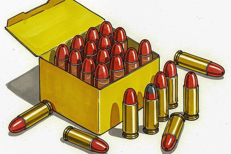 Ter illustratie: een doosje met patronen. Bij de Zwollenaar werd na de Semtex-tip munitie aangetroffen.